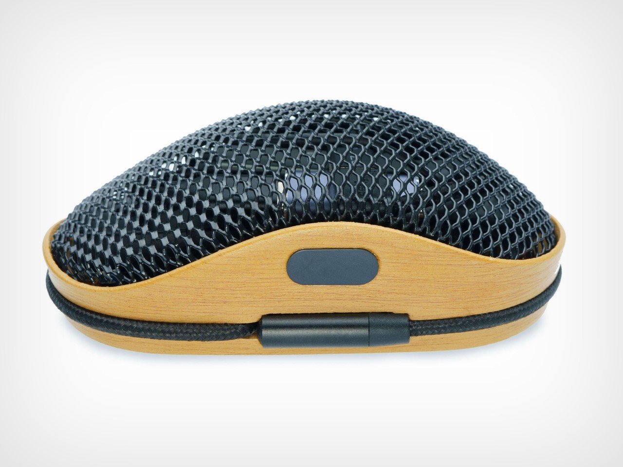 1730229572 303 Ce concurrent de la souris magique Steampunk dispose dun lecteur - plare.