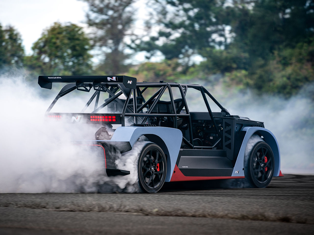 1730321497 617 La voiture experimentale EV Drifter de Hyundai sinspire des voitures - plare.