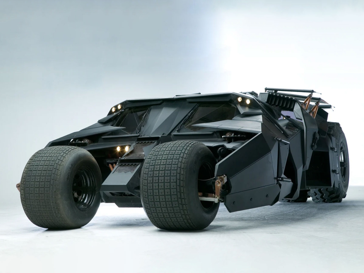 1730384638 613 Cette replique de Batmobile peut vous appartenir pour seulement 3 - plare.