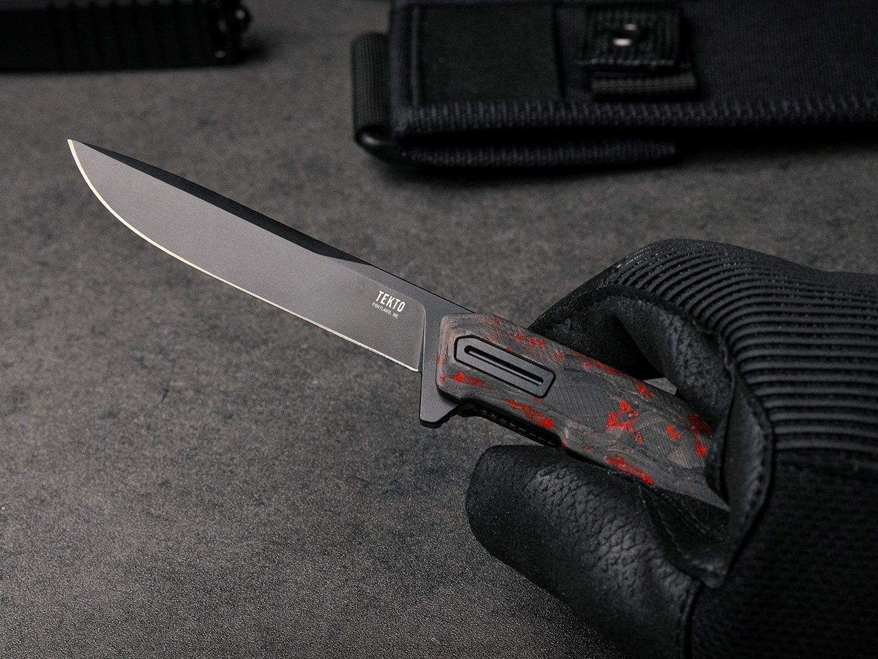 Decouvrez le Tekto F2 Bravo un couteau tactique pliant - plare.