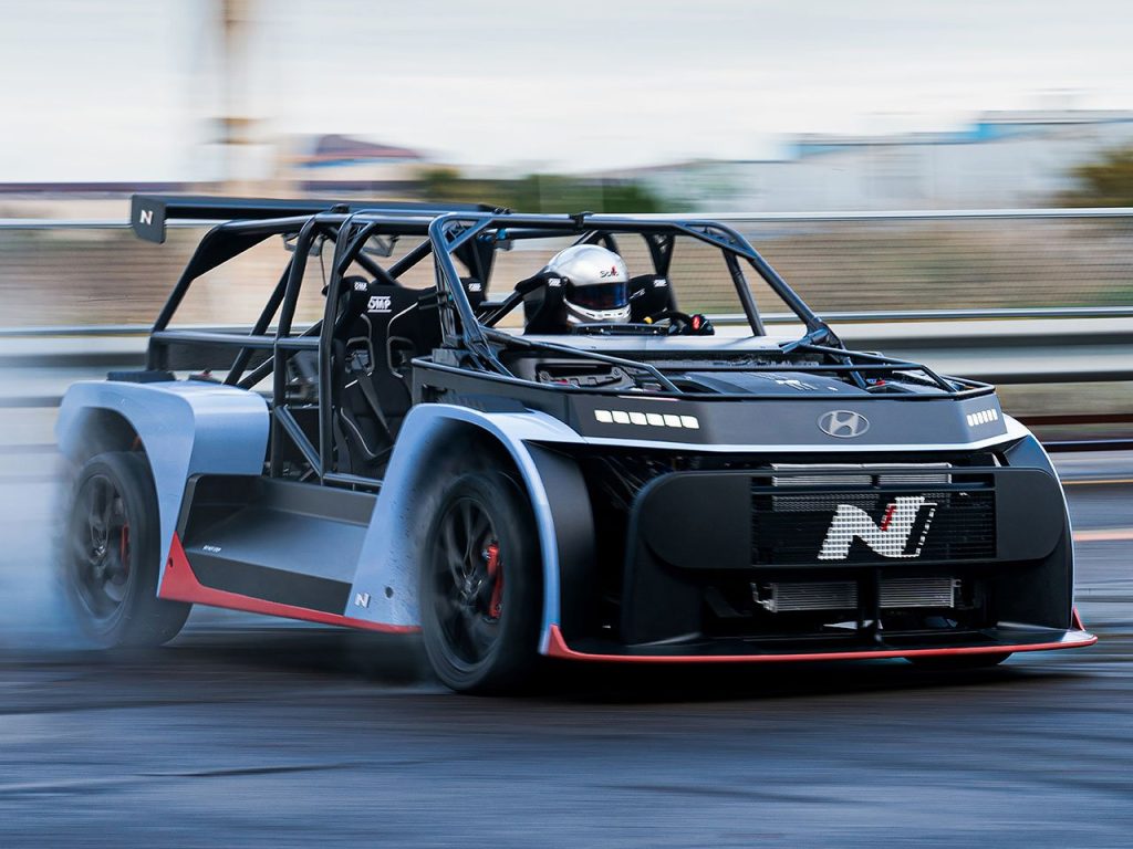 La voiture expérimentale EV Drifter de Hyundai s’inspire des voitures exosquelettes qui ne laissent rien à découvert.