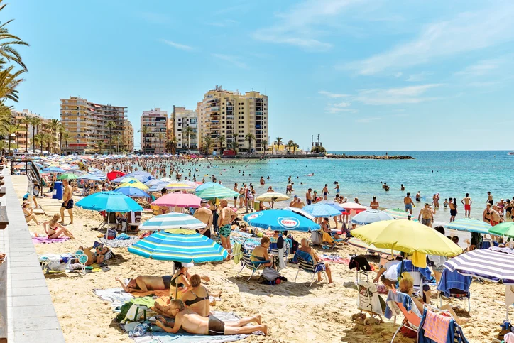 Top 10 des destinations touristiques les plus prisées en 2023 - plare. iStock 2160471990 1 - plare.