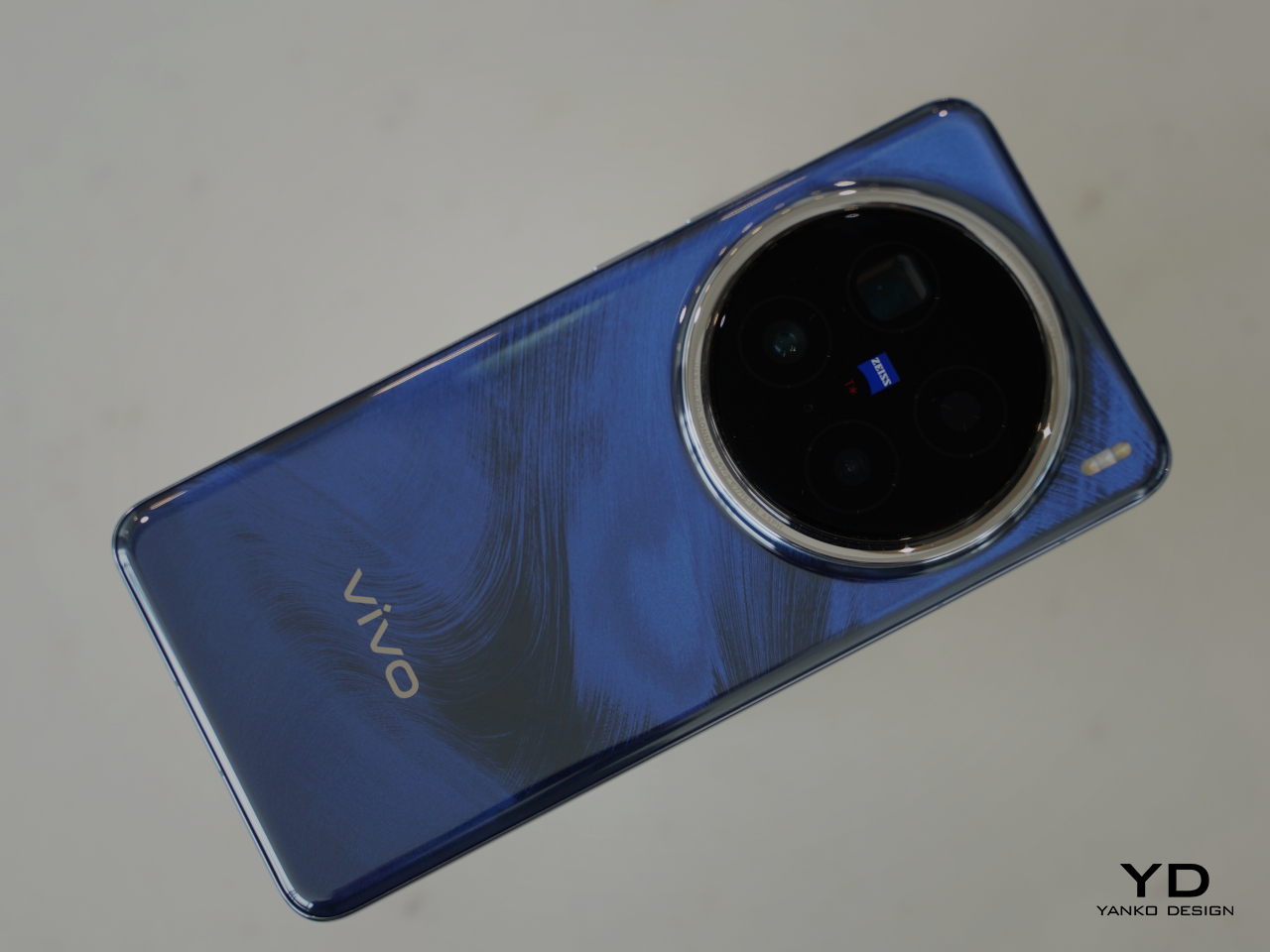 1730553946 69 Vivo X200 Pro un vaisseau amiral qui repousse les - plare.