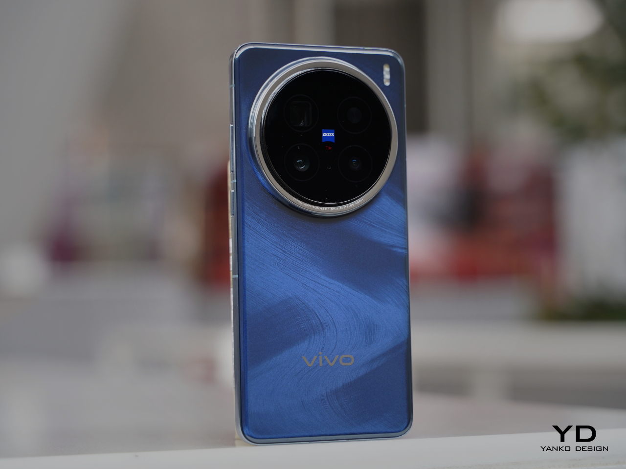 1730553966 457 Vivo X200 Pro un vaisseau amiral qui repousse les - plare.