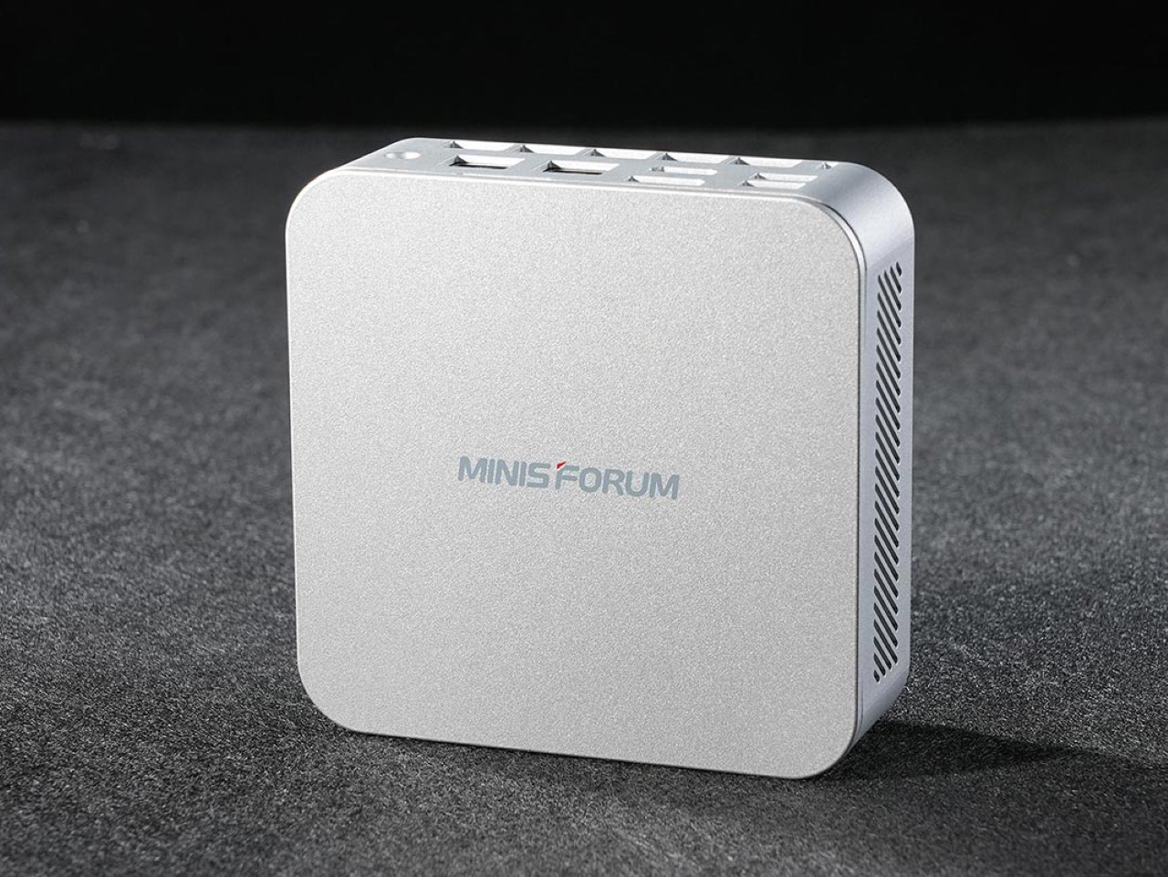1731016485 820 EliteMini AI370 Le mini PC Windows concu pour battre - plare.