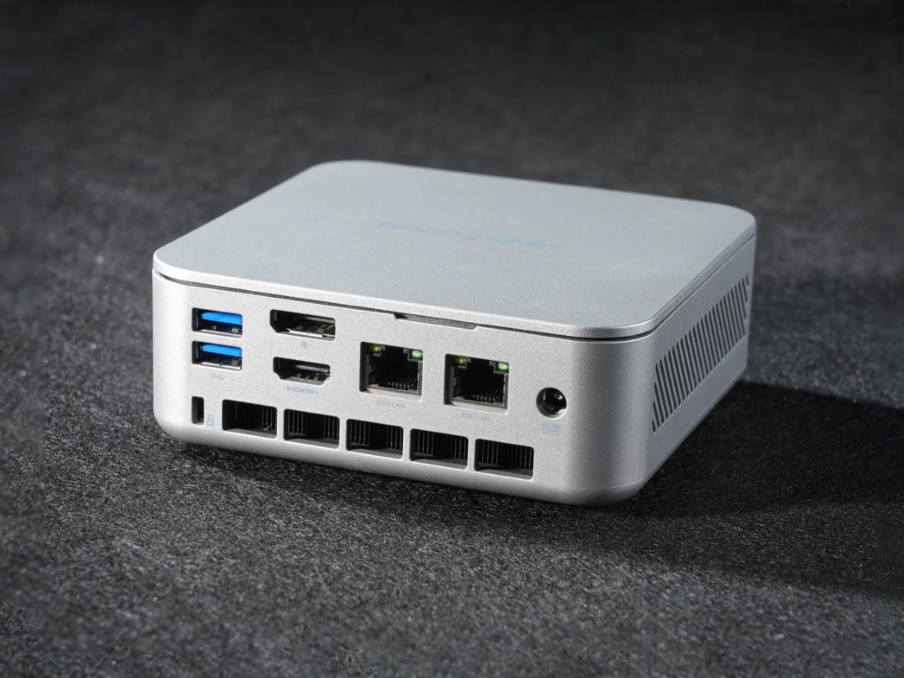 1731016487 396 EliteMini AI370 Le mini PC Windows concu pour battre - plare.