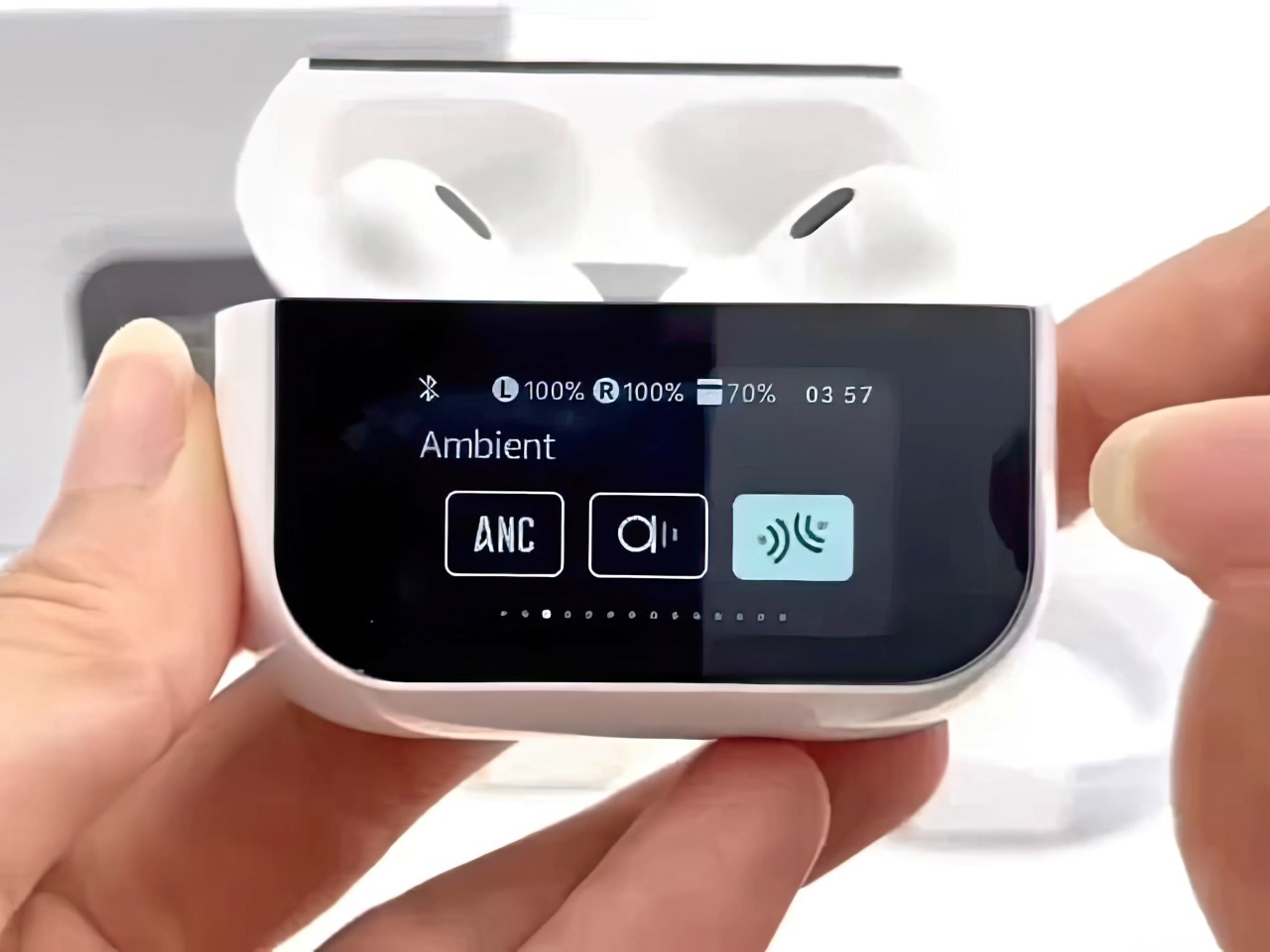 1731102954 820 Les faux AirPods Pro avec ecran tactile integre ressemblent a - plare.