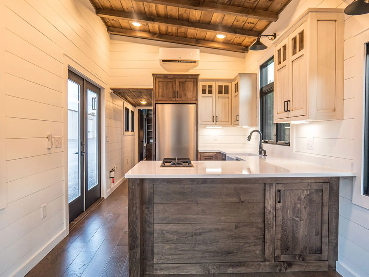 1731458436 160 La maison pas si petite offre une esthetique cottagecore sur - plare.