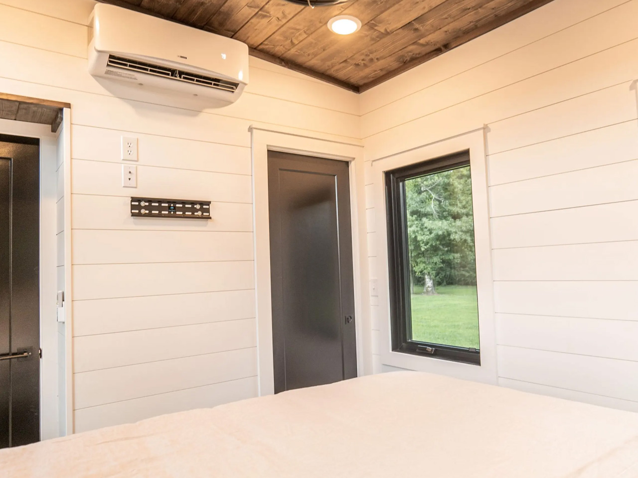 1731458439 278 La maison pas si petite offre une esthetique cottagecore sur - plare.
