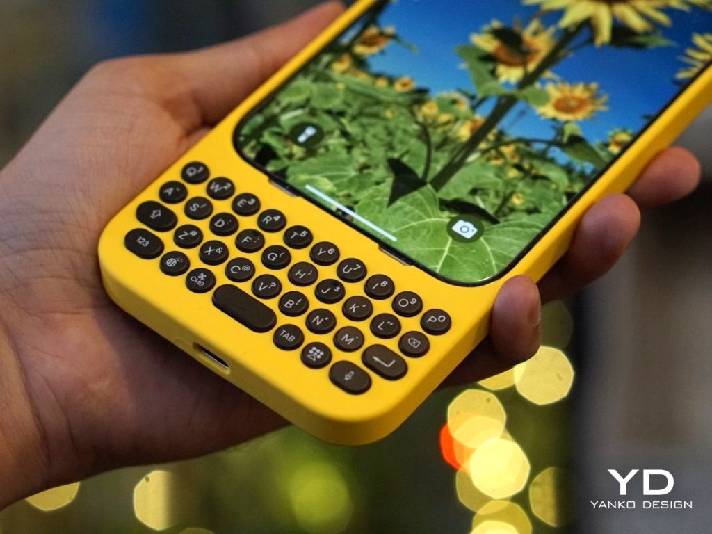 À l’ère des écrans tactiles, pourquoi l’étui-clavier pour iPhone de Clicks est une touche de génie