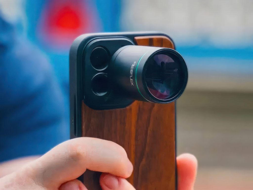 Le meilleur objectif pour l’iPhone 16 ? Découvrez le super-téléobjectif Reeflex 240 mm à zoom 10x