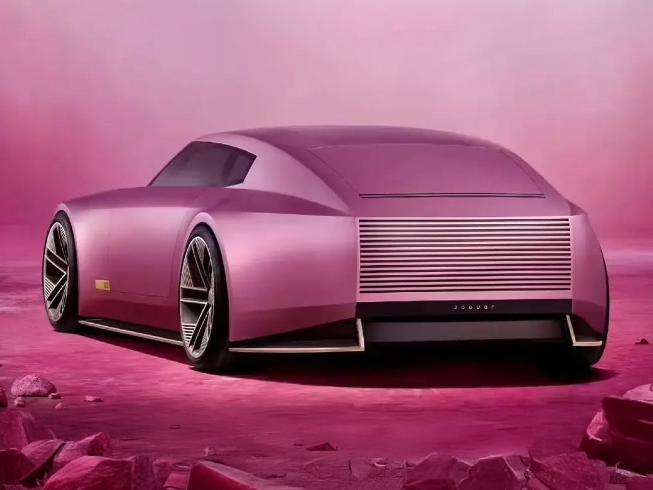 1734114037 466 Des images divulguees montrent le nouveau vehicule electrique de Jaguar - plare.