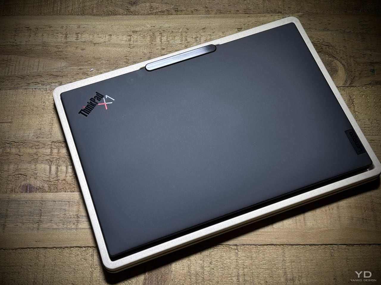 1734478715 519 Lenovo ThinkPad X1 Carbon Gen 13 Aura Edition un - plare.