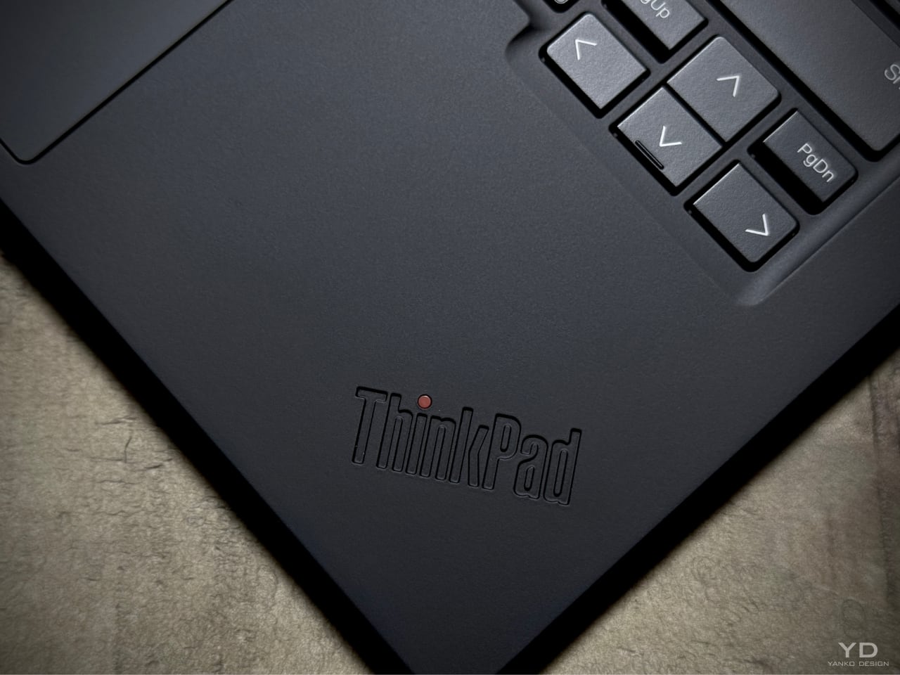 1734478716 956 Lenovo ThinkPad X1 Carbon Gen 13 Aura Edition un - plare.