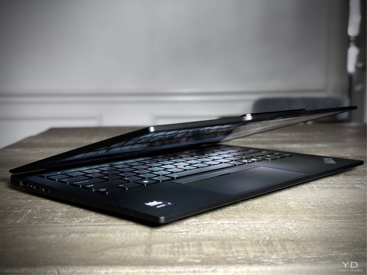 1734478723 194 Lenovo ThinkPad X1 Carbon Gen 13 Aura Edition un - plare.