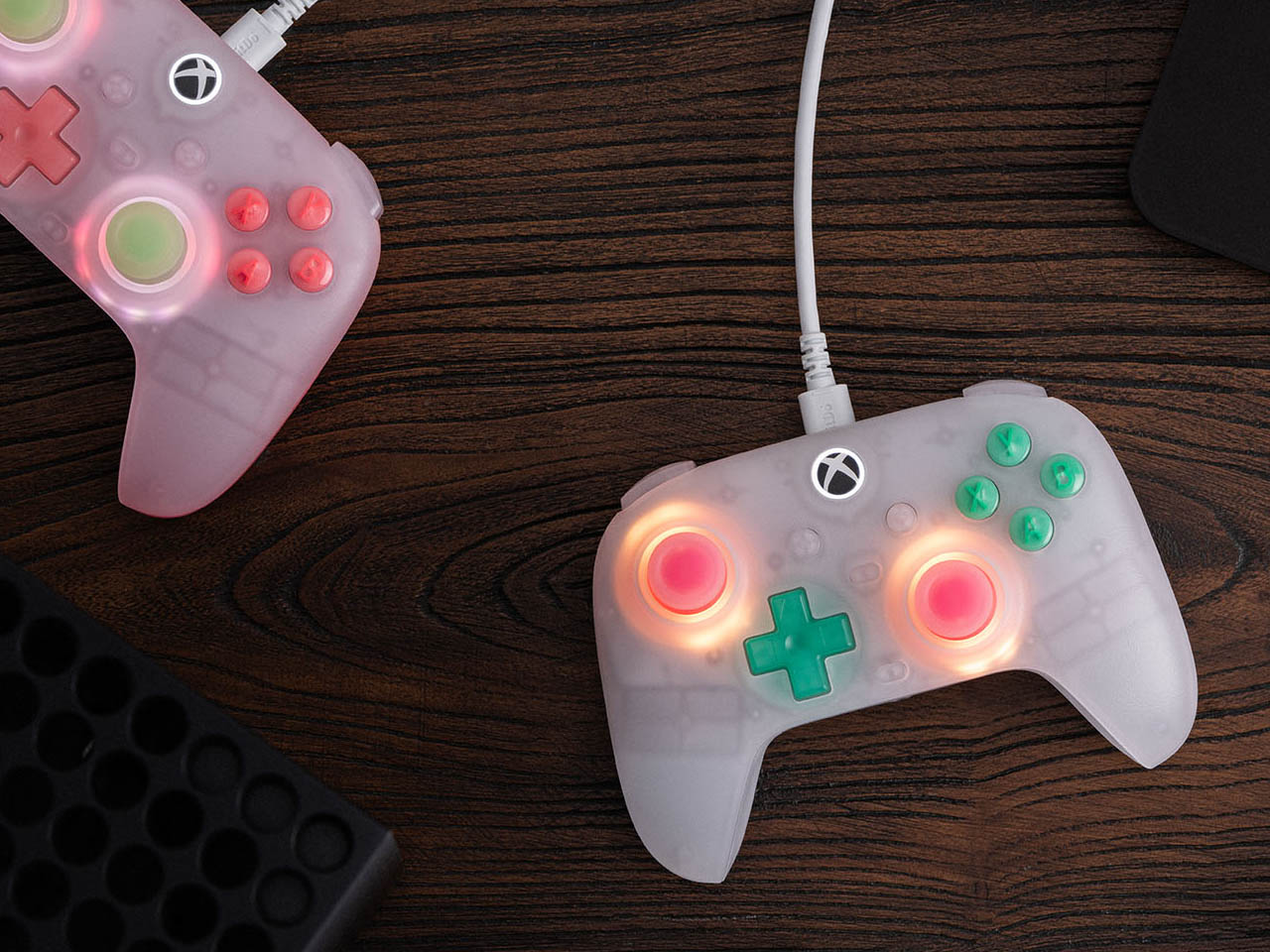 1734731383 689 La manette 8BitDo Ultimate Mini ultra compacte et legere est parfaite - plare.