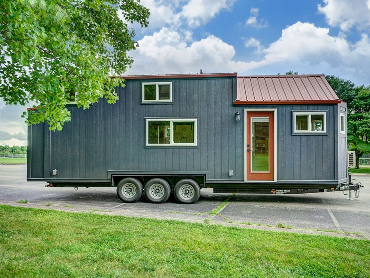 1735087174 284 Cette petite maison personnalisee est comme un luxueux manoir sur - plare.
