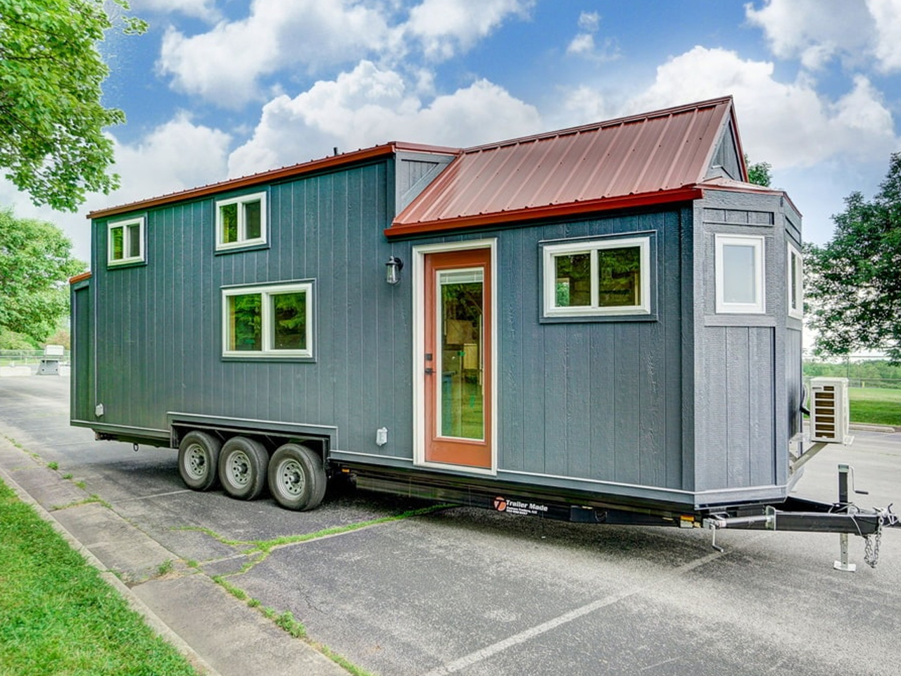 1735087175 459 Cette petite maison personnalisee est comme un luxueux manoir sur - plare.