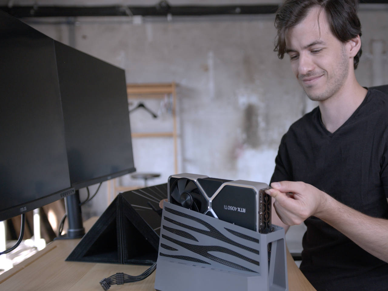 1735094888 792 Liberez votre creativite avec le boitier et le hub GPU - plare.