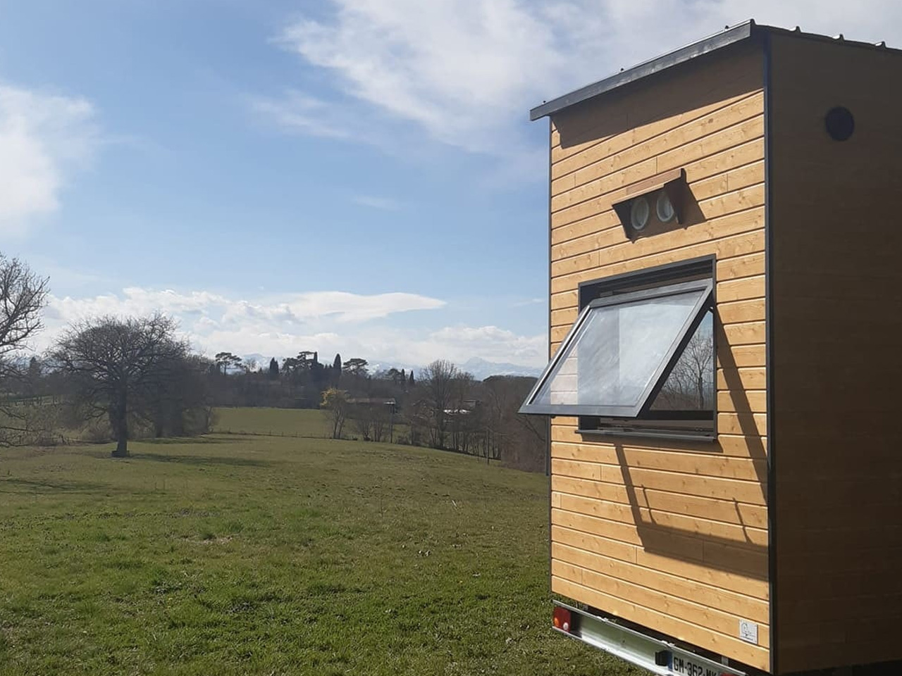 1735130952 328 Cette petite maison est un refuge de reve pour un - plare.