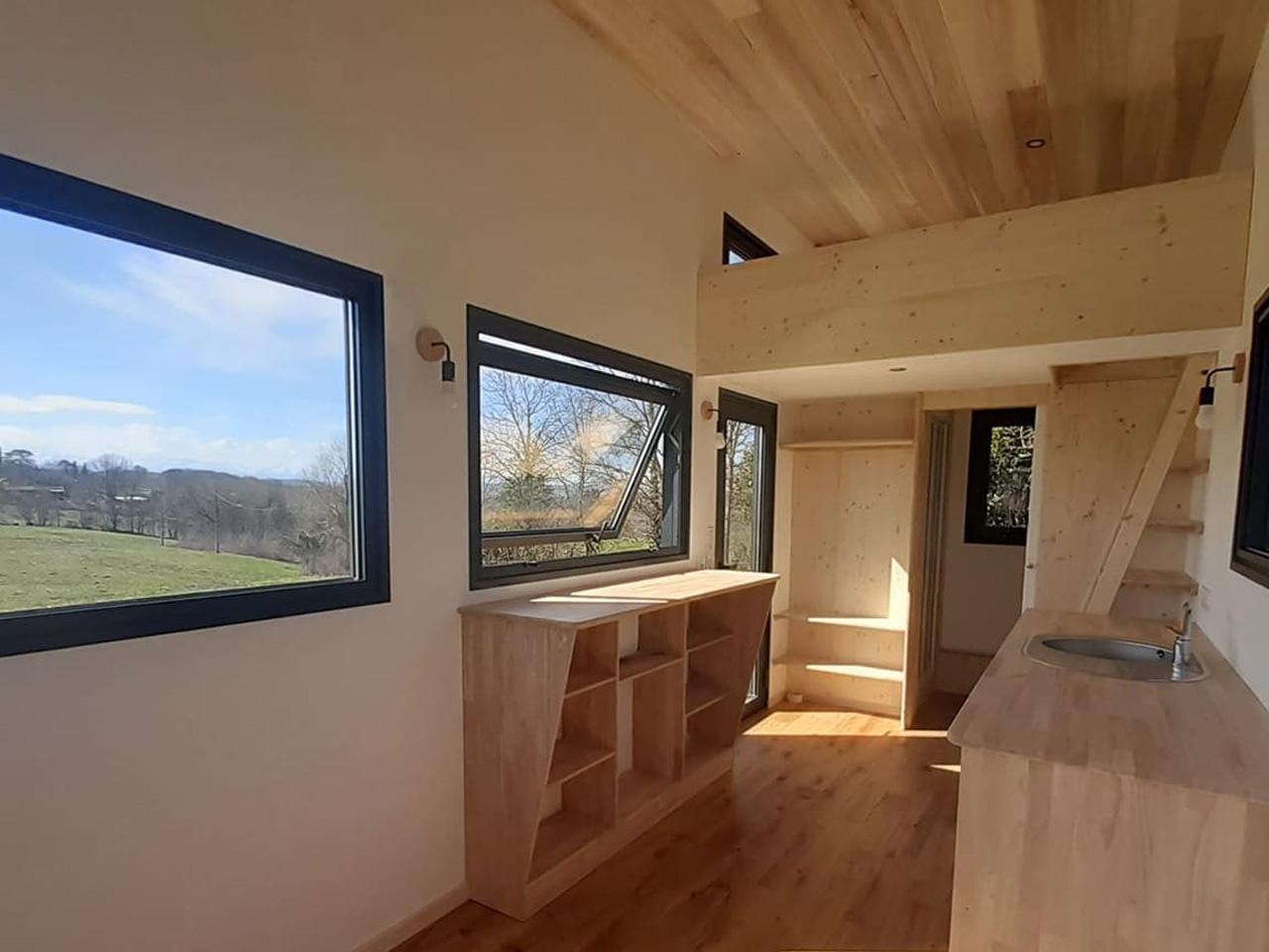 1735130954 811 Cette petite maison est un refuge de reve pour un - plare.