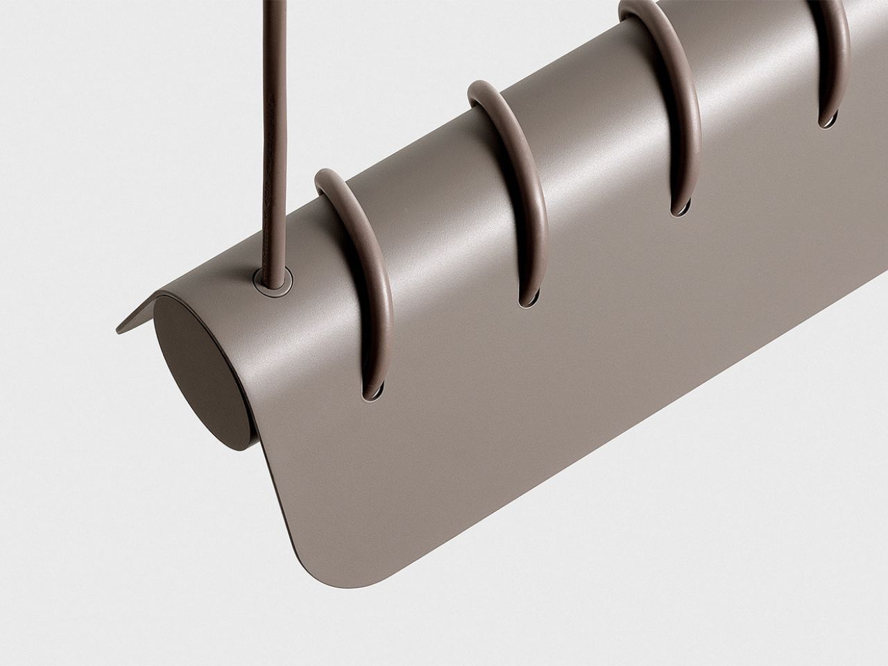 1736453904 922 Decouvrez Comment la Lampe Spiral BLOND Revolutionne lEclairage grace a - plare.