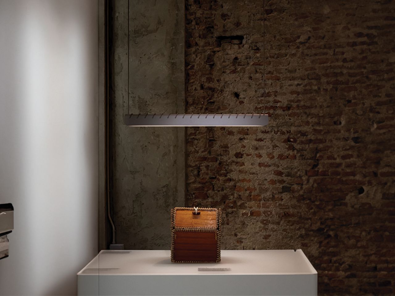 1736453906 760 Decouvrez Comment la Lampe Spiral BLOND Revolutionne lEclairage grace a - plare.
