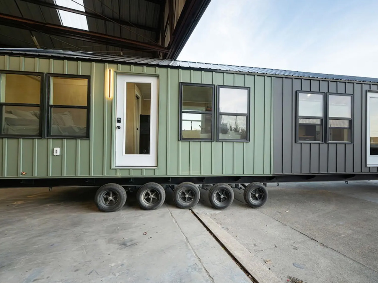 1737592504 244 Decouvrez le Duplex Tiny Home Revolutionnaire Deux Maisons sur - plare.