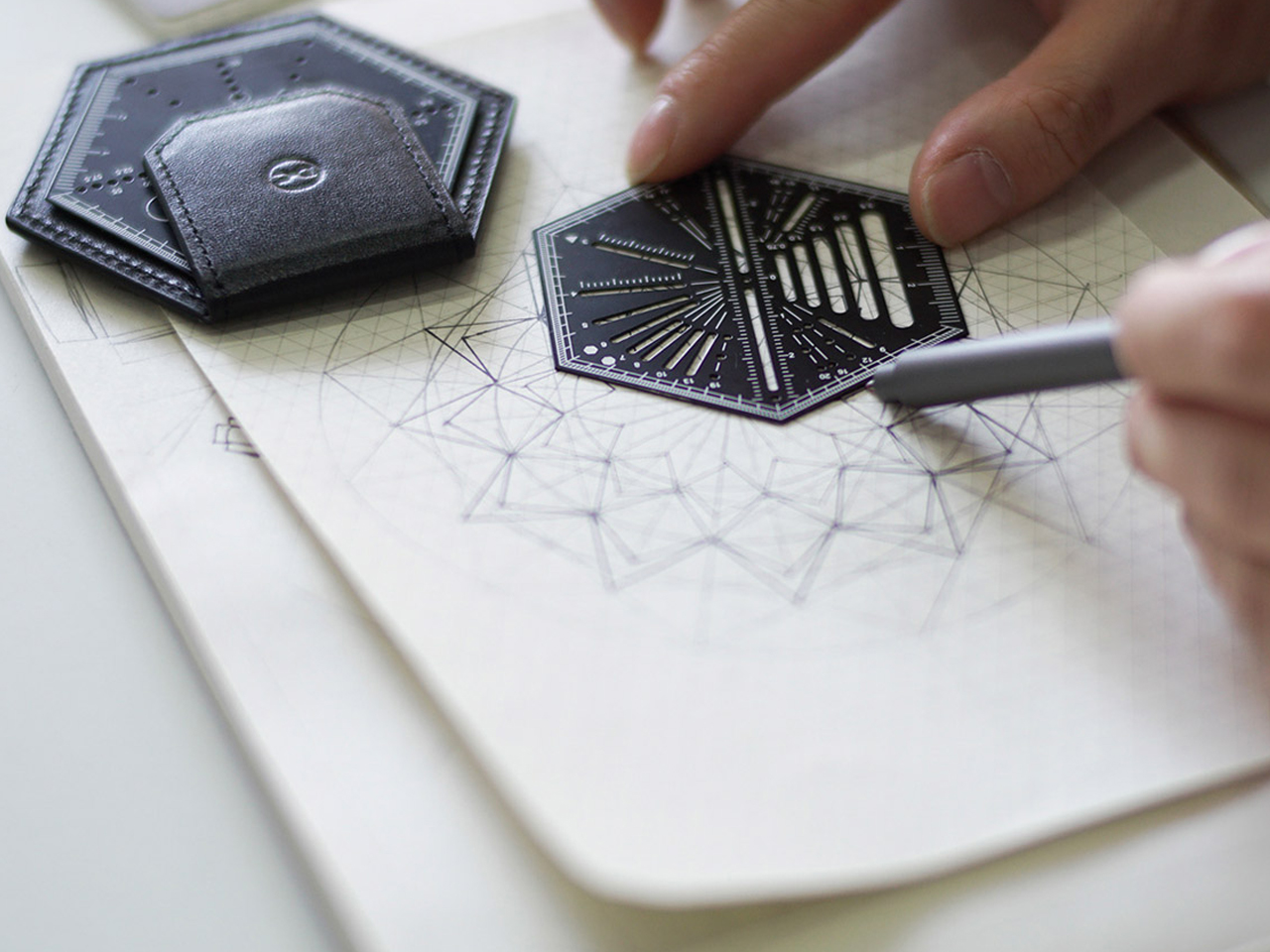 1737810056 696 Decouvrez les 8 Tendances Geometriques en Hexagone Qui Transformeront Votre - plare.