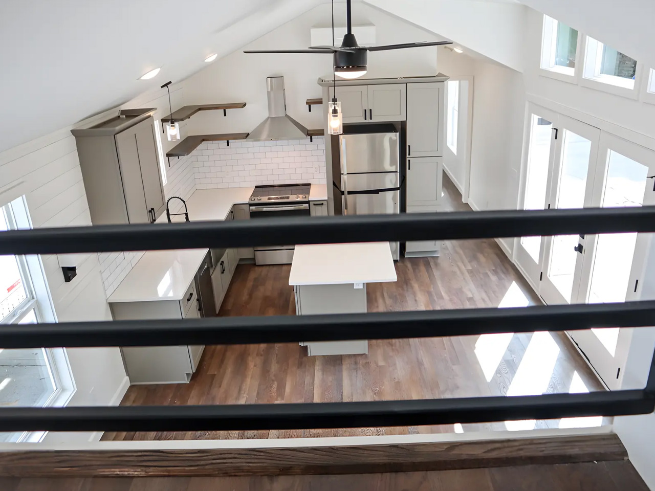 1738024606 99 Decouvrez cette Residence de 52 Pieds La Plus Grande - plare.