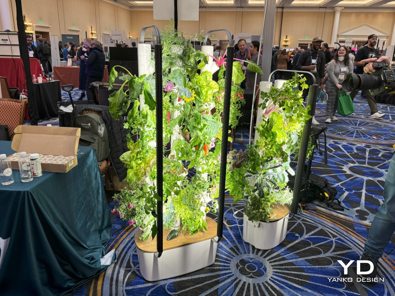 Decouvrez le Jardiniere Innovante Cultivez Jusqua 30 Plantes Sans - plare.