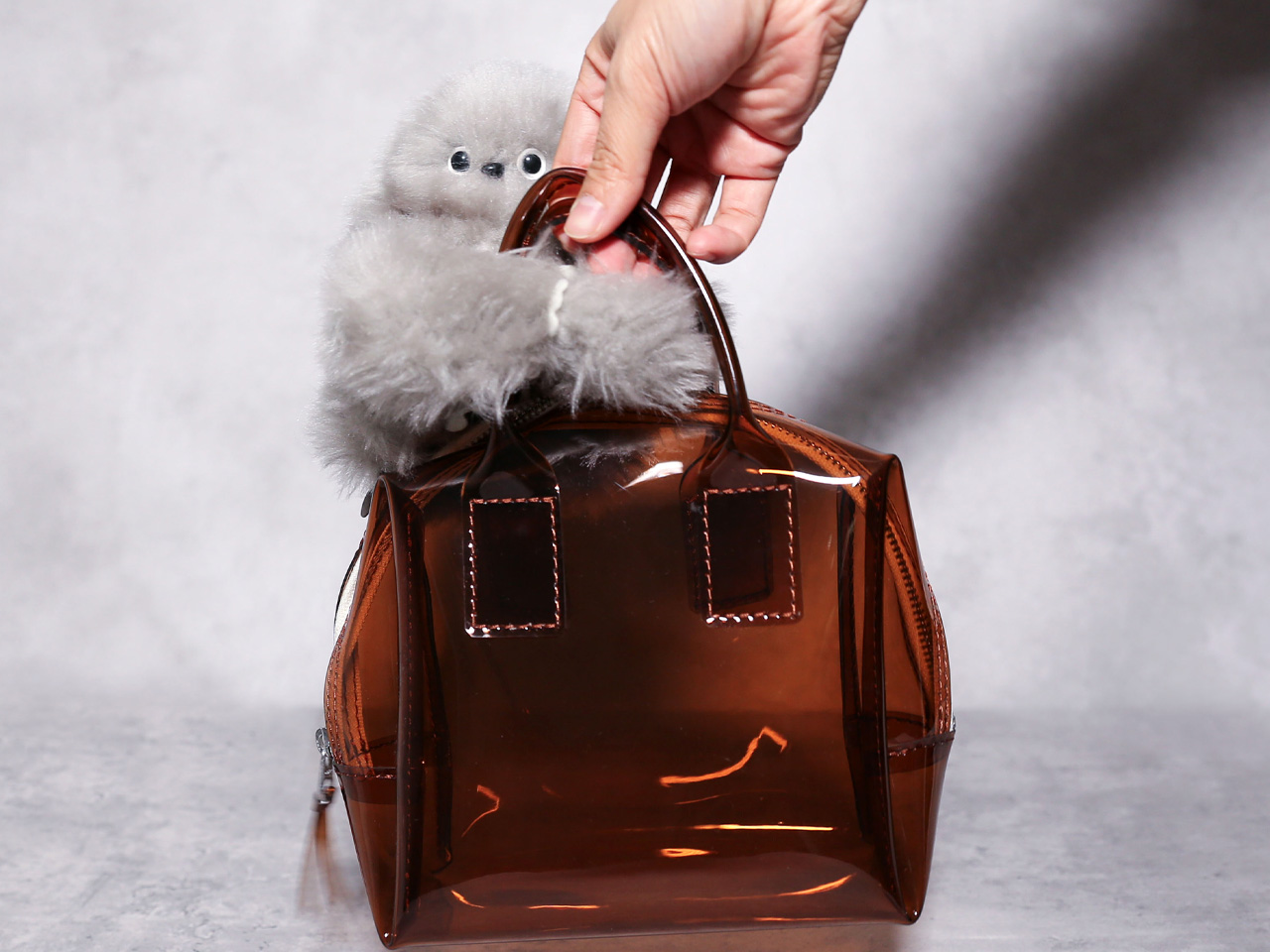 Decouvrez le Robot Compagnon Adorable et Timide qui Transformera Votre - plare.