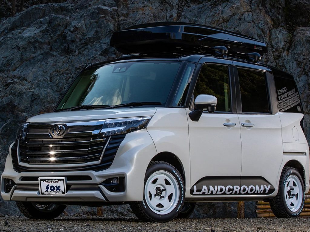 Découvrez Comment le Toyota Roomy Se Transforme en Mini Land Cruiser Parfait pour le Camping !