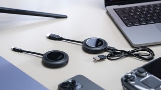 True Wireless 4K Type C Transmitter and HDMI Receiver hero - plare.