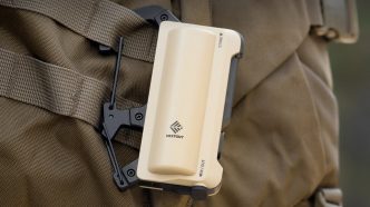 carabiner battery 08 - plare.