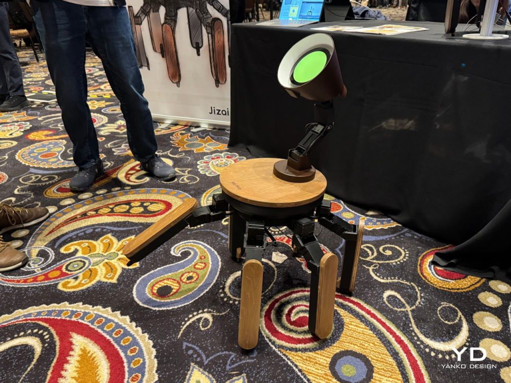 Découvrez le Nouvel Ami Robot Inspiré de Pixar : Un Compagnon Charmant et Intelligent Grâce à l’IA !