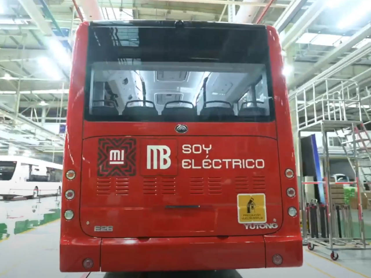 1738700254 487 Decouvrez le Nouveau Bus Articule Electrique de 26m de Chine - plare.