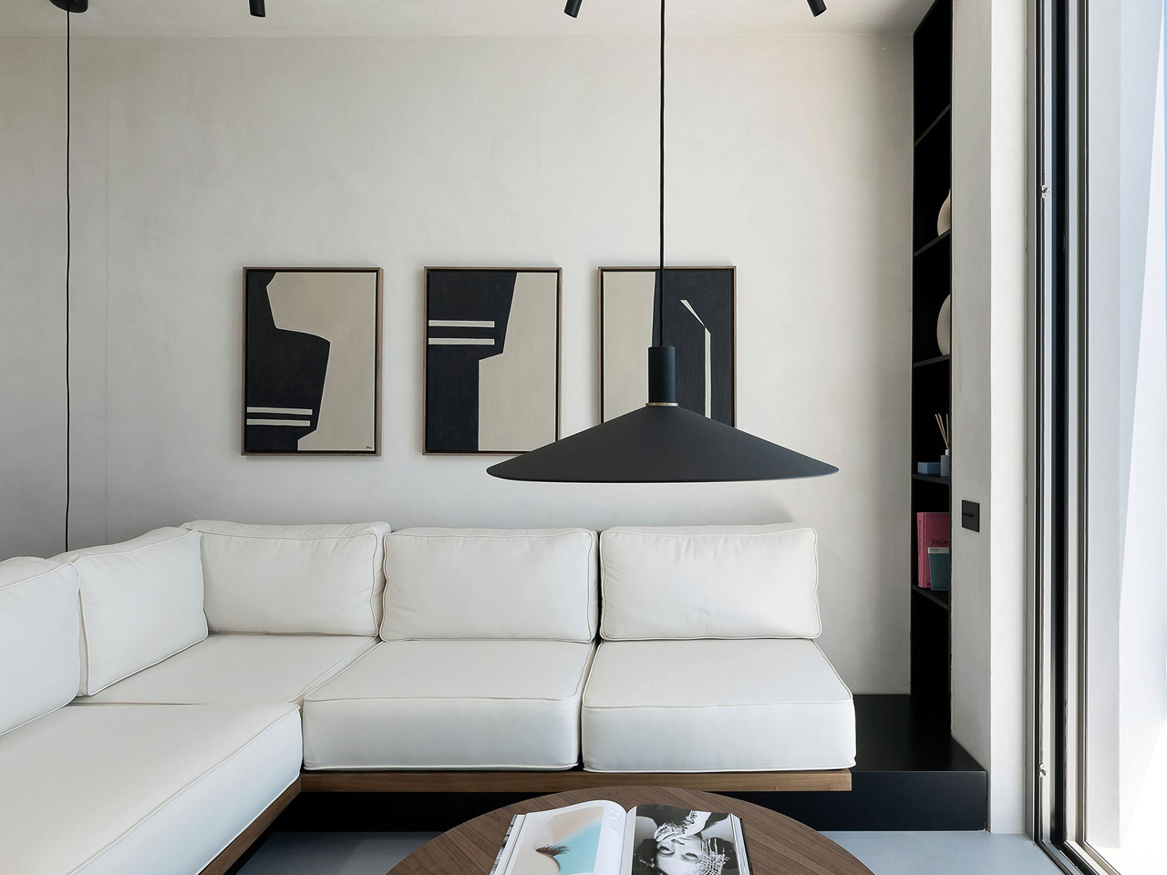 1740185280 832 Decouvrez Comment le Design Cycladique Moderne Fusionne avec la Serenite - plare.