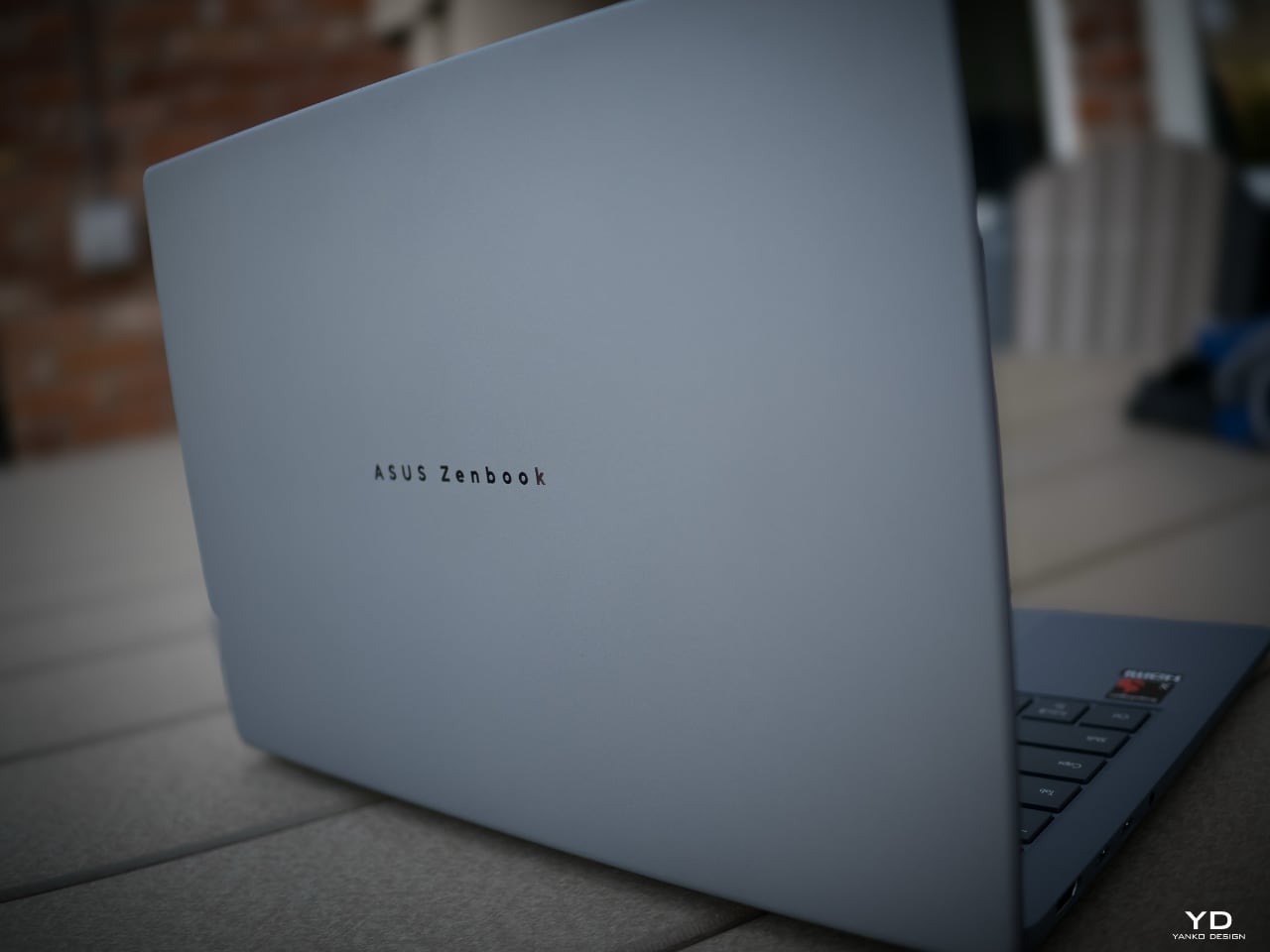 1740613699 130 Decouvrez Comment Mon Premier Jour avec le ASUS ZenBook A14 - plare.