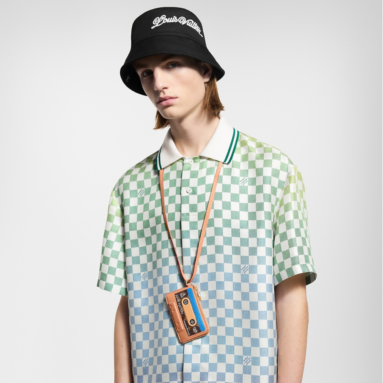 1740736465 66 Decouvrez Comment les Sacs Louis Vuitton Inspires des iPods et - plare.