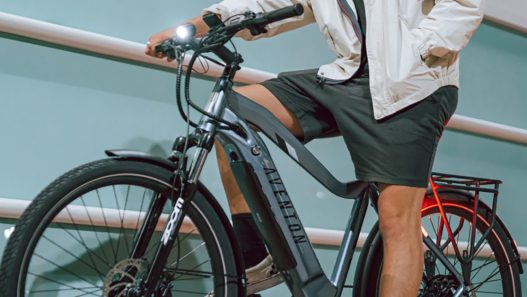 Aventon Level 2 Commuter e bike - plare.