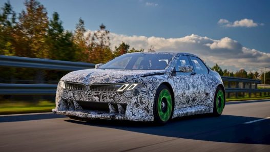 BMW heart of joy EV - plare.