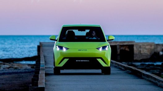 BYD cheapest electric car - plare.
