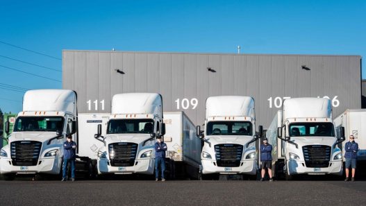 Daimler North America semi electric trucks - plare.