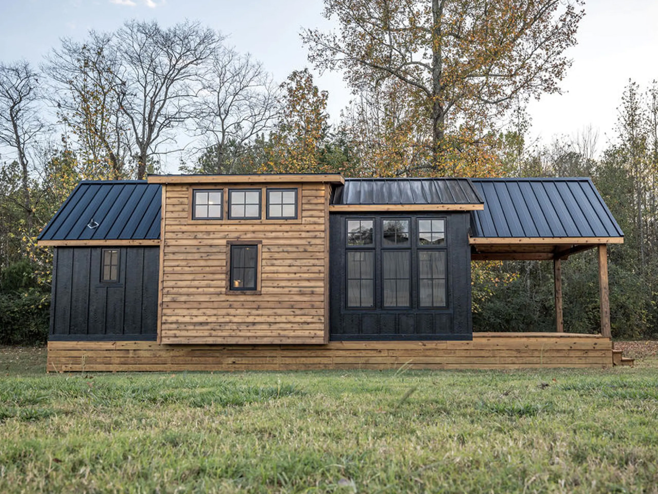 Decouvrez Ce Tiny Home Rustique Qui Reinvente Le Luxe Nomade - plare.