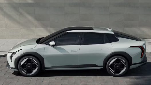 Decouvrez le Kia EV4 Design Innovant et Technologie Avancee - plare.