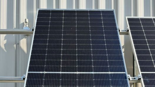 Heliene Origami solar panel - plare.