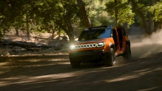 Jeep Recon EV Super Bowl - plare.