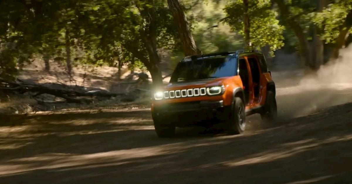 Jeep Recon EV Super Bowl - plare.