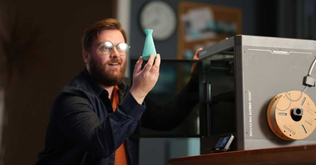 Le centauri carbon : une avancée pour fiabiliser l’impression 3D Le centauri carbon : une avancée pour fiabiliser l'impression 3D